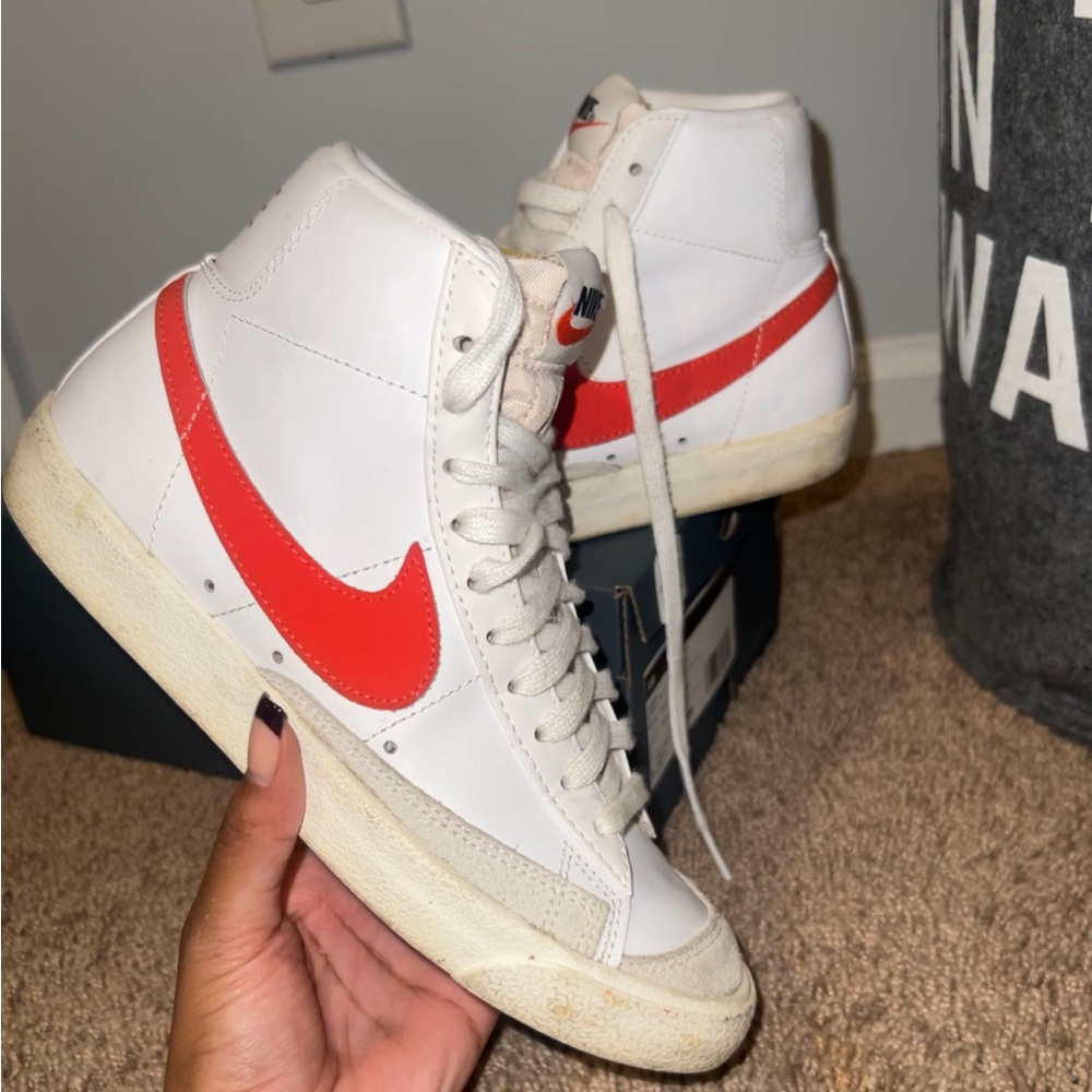 Women’s Nike Blazer Mid top sneaker